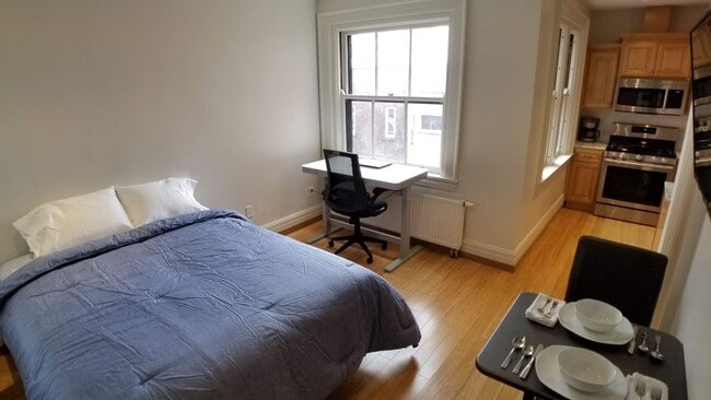 Interior Photo - EB Green Residence