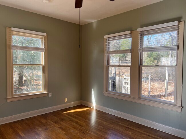 In-Law Suite - 292 Spence Ln