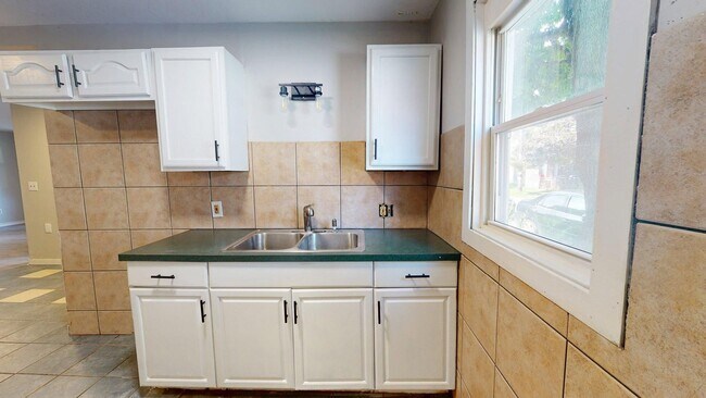 Building Photo - 7023 Clark Ave