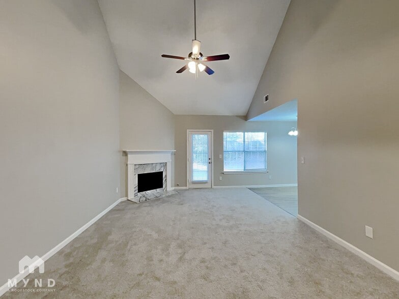 Building Photo - 3000 Tudor Dr