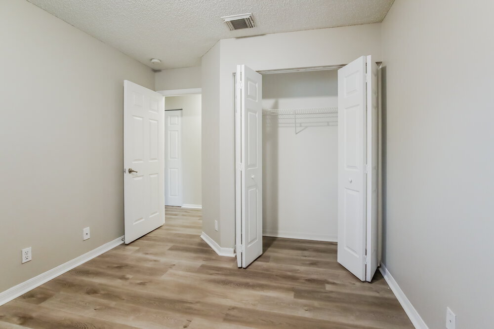 Building Photo - 16203 10th St