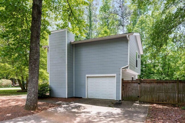 Building Photo - 1741 Branch View Dr