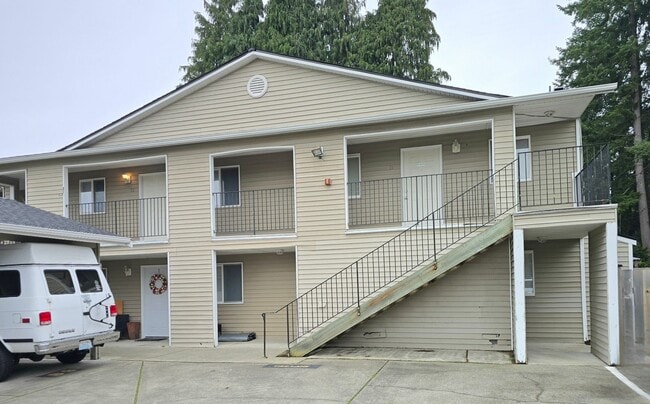 Primary Photo - 100th Street Apartments