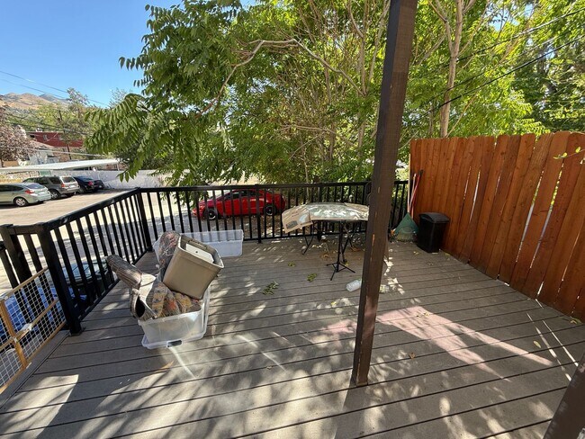 Building Photo - Beautiful one bedroom in the heart of the ...
