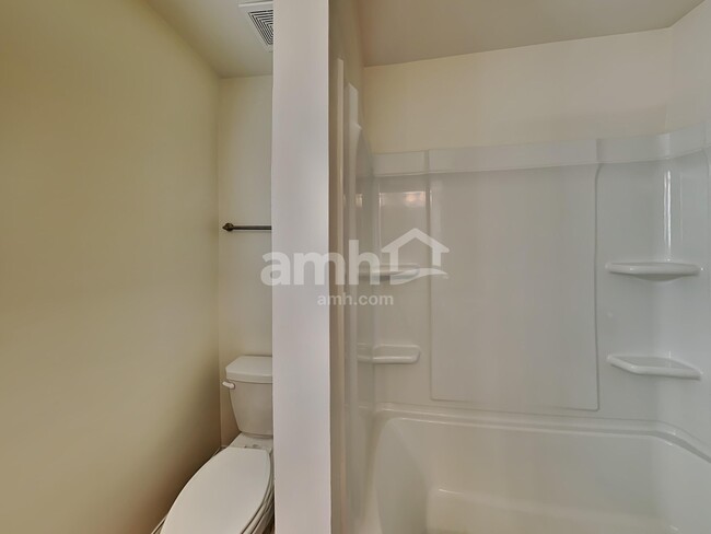 Building Photo - 300 Bourne St