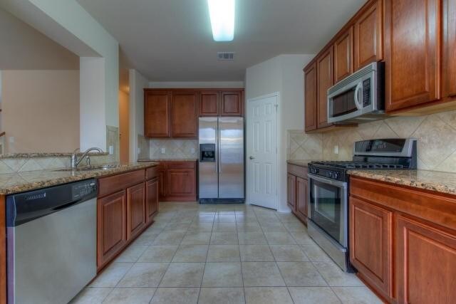 Building Photo - 13621 Oystercatcher Dr