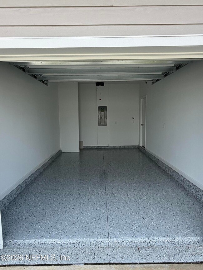 Building Photo - 3978 Mid Century St