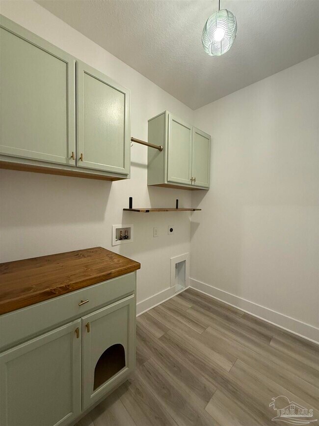 Building Photo - 5709 Friesian Dr