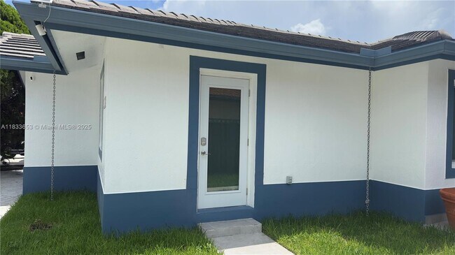 Building Photo - 14211 SW 147th Ct