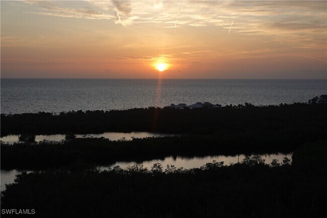 Building Photo - 6849 Grenadier Blvd