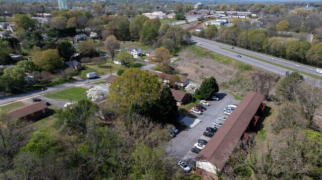 Building Photo - Renovated 1 Bed 1 Bath Condo in Prime Location!