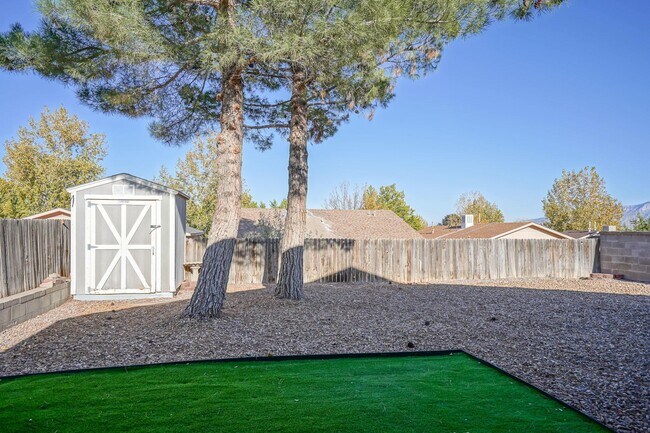 Building Photo - 3146 Chama Meadows Dr NE