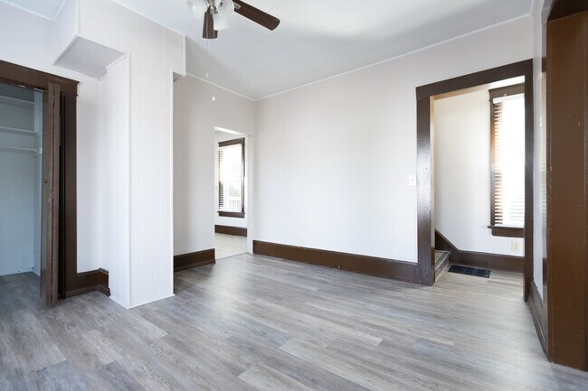 Building Photo - 1001 4th Ave