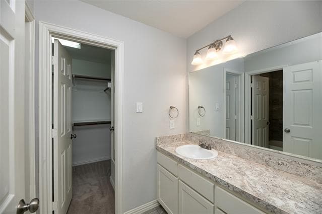 Building Photo - 831 Summercreek Dr