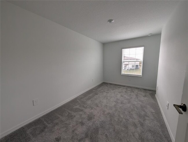 Building Photo - 32021 Spiceberry St