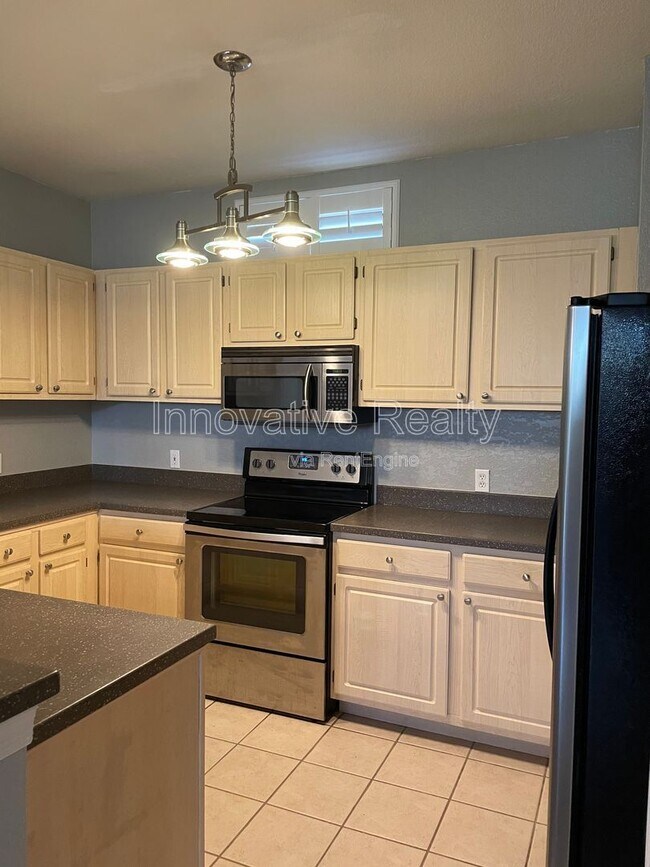 Building Photo - 1516 Legacy Club Dr