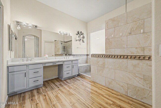 Building Photo - 8663 W Yukon Dr