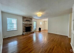 Building Photo - Available 1/27. Great 4 BR Home with Detac...