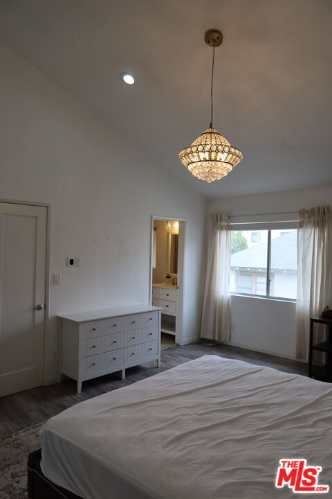 Building Photo - 944 Palm Ave