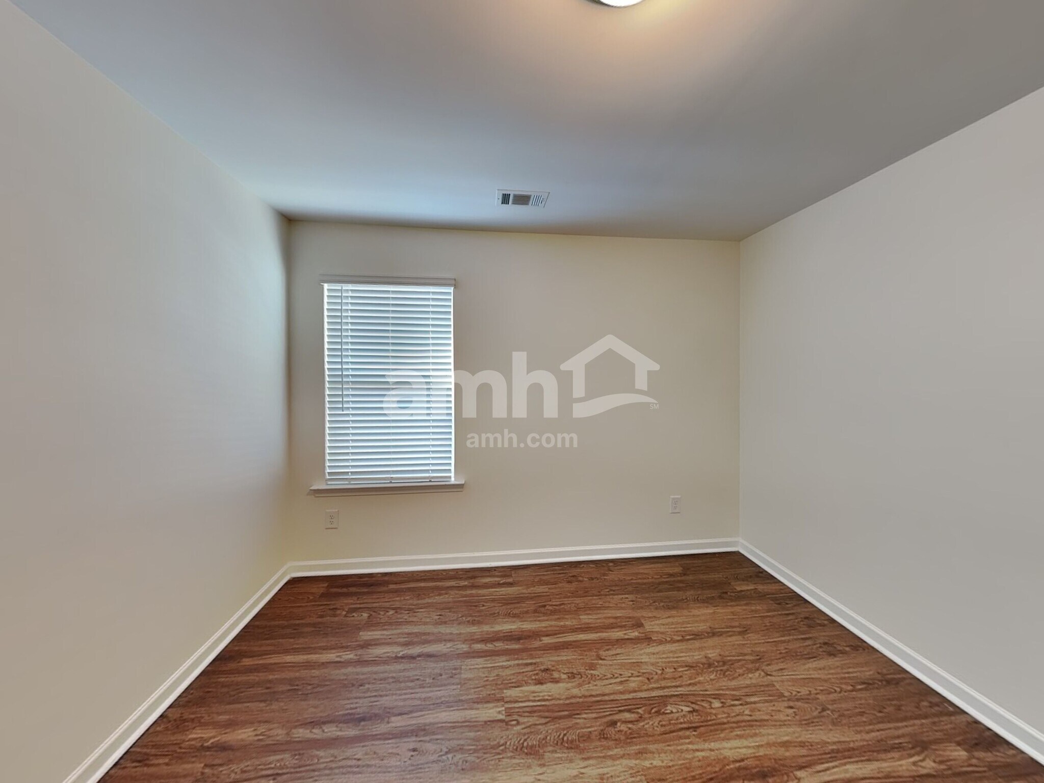 Building Photo - 227 Ivy Brook Dr