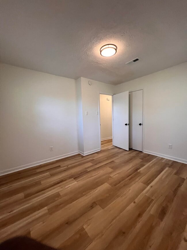 Building Photo - 1602 Astaire Ct