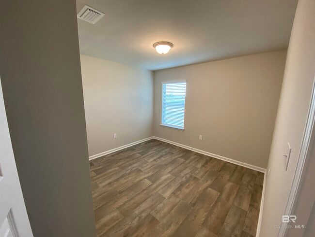 Building Photo - 8359 Harmon St