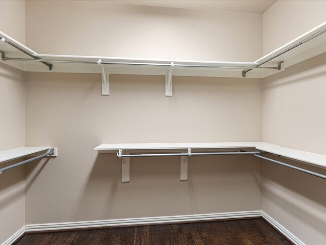 Building Photo - 8129 Springmoss Dr