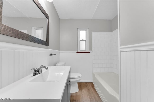 Building Photo - 13803 Wolf Ave