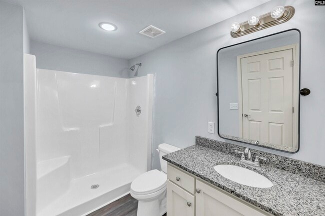 Building Photo - 152 Robin Rd