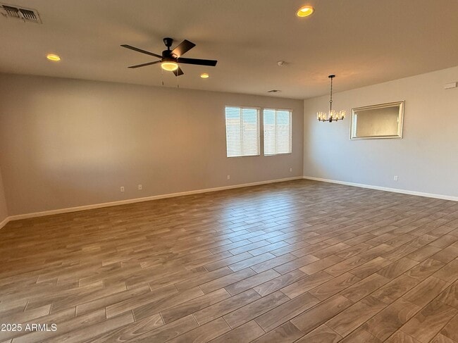 Building Photo - 7516 W Darrel Rd