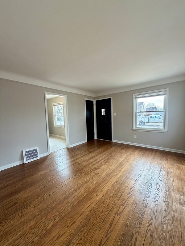 Building Photo - 1400 Capitol Ave