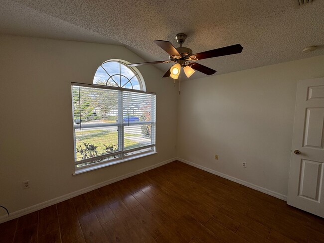 Building Photo - Ready to move-in March 14th!  Charming 3 B...