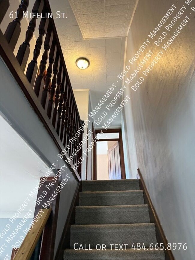 Building Photo - 61 Mifflin St