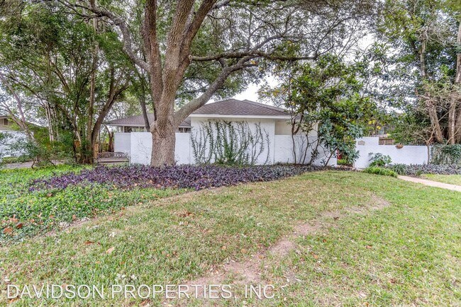 Building Photo - 3 br, 2 bath House - 724 Eventide Dr
