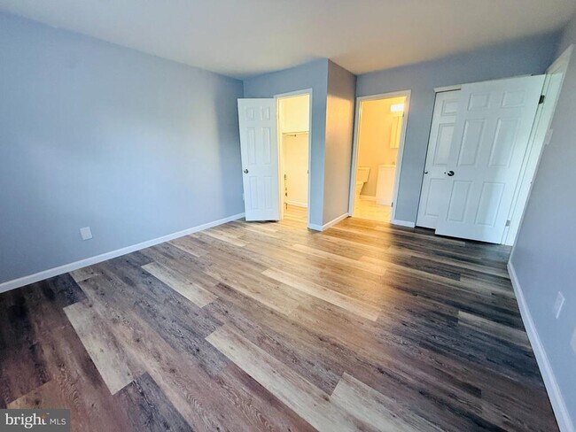 Building Photo - 4405 Waterperry Ct