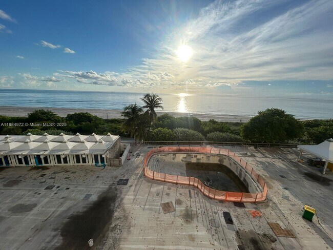 Building Photo - 5555 Collins Ave