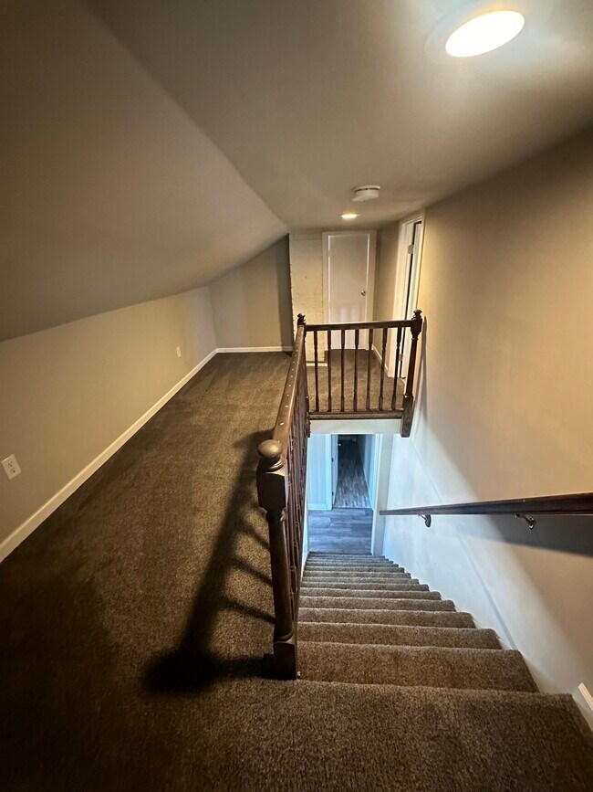 Building Photo - 2 N Delaware Ave