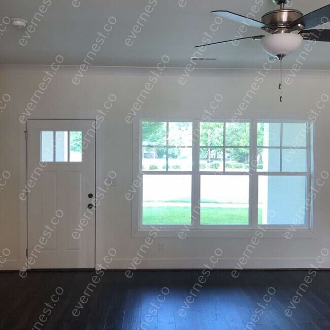 Building Photo - 625 Oak Grove Rd