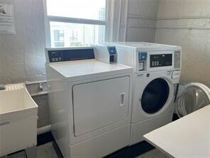 Building Photo - 3015 N Ocean Blvd