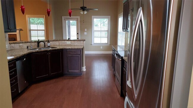 Building Photo - 3718 Weston Pl