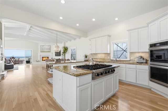 Building Photo - 1738 Manhattan Ave