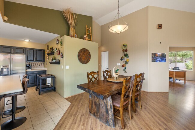 Building Photo - Furnished, 1-Year Long-Term Rental