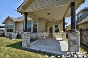 Building Photo - 12007 Rockroot