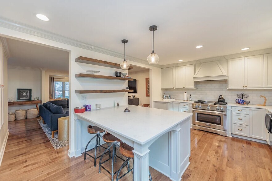 Building Photo - 8420 Timber Trl