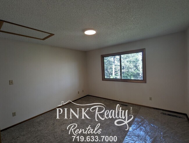 Building Photo - 19935 Hamal Dr