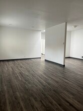 Building Photo - The Albert Building