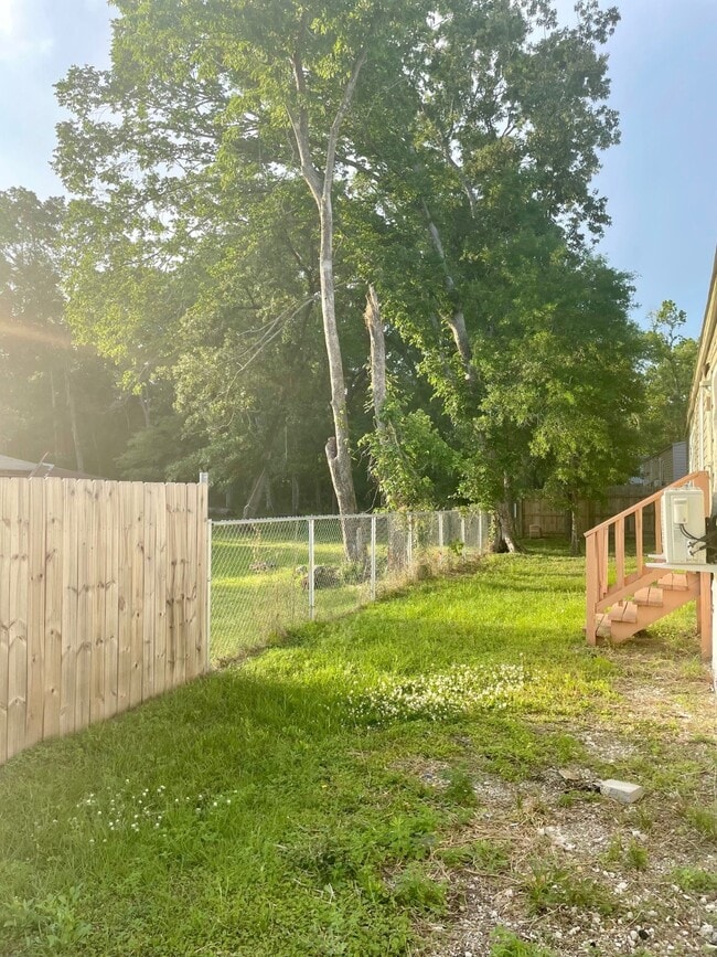 Building Photo - 24610 Clennie Needham Rd