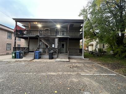 Building Photo - "Charming 2-Bedroom Minneapolis Retreat - Spacious 960 Sq. Ft. Home!"