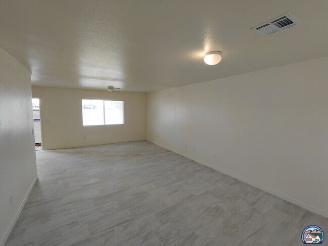 Building Photo - 1019 Olive Way