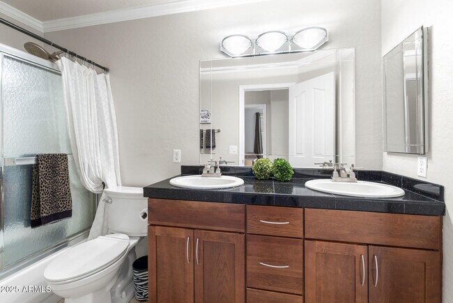 Building Photo - 10318 E Tierra Buena Ln